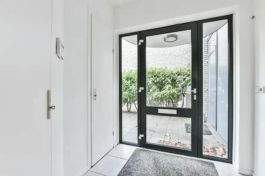 Affordable Fiberglass Door Repair in Whitby